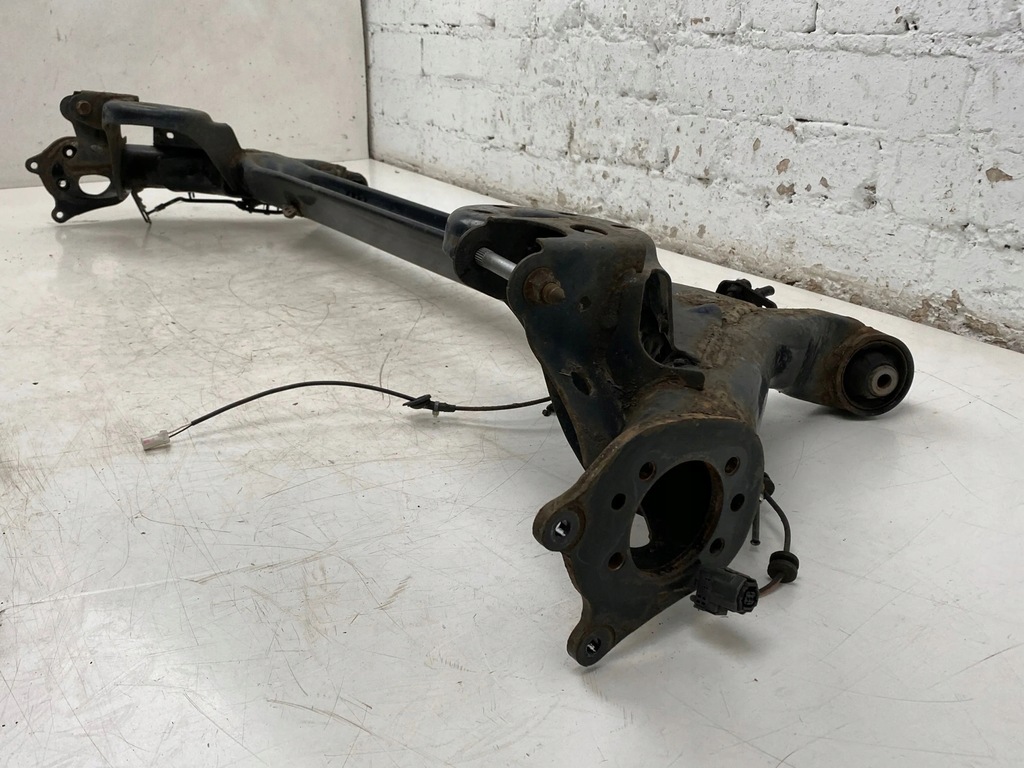 фото №8, 2013 toyota prius xw30 балка osi задній