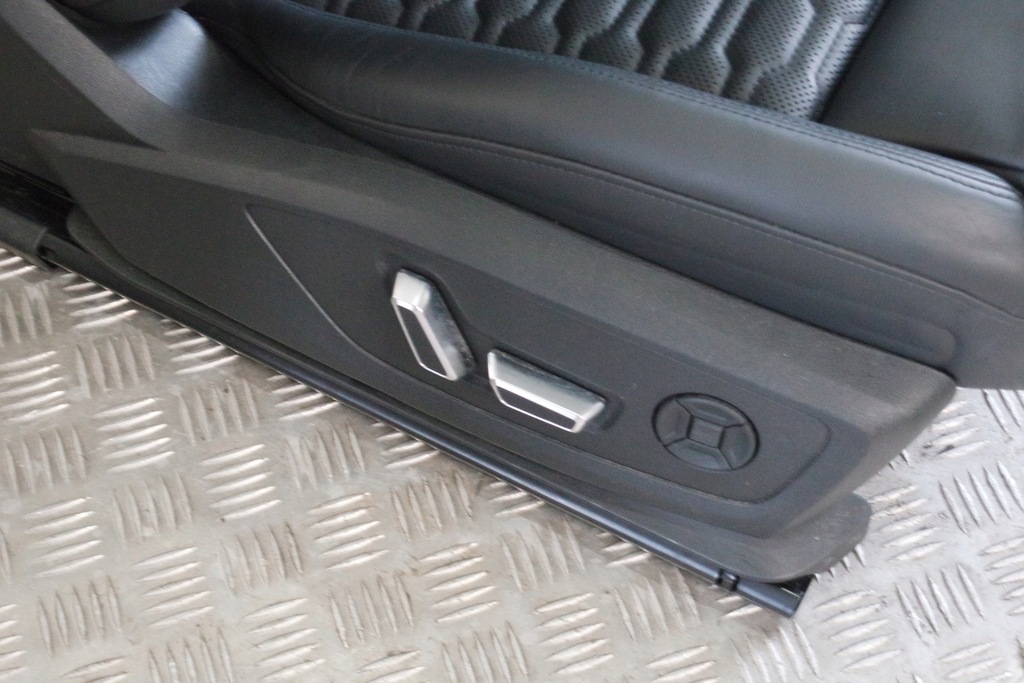 фото №7, Шкіра сидіння audi rs6 4k c8 czarna nic f255