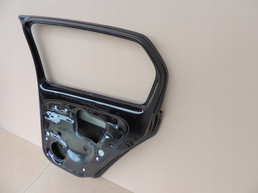 фото №8, Vw up citigo mii 1s4 правое задние дверь