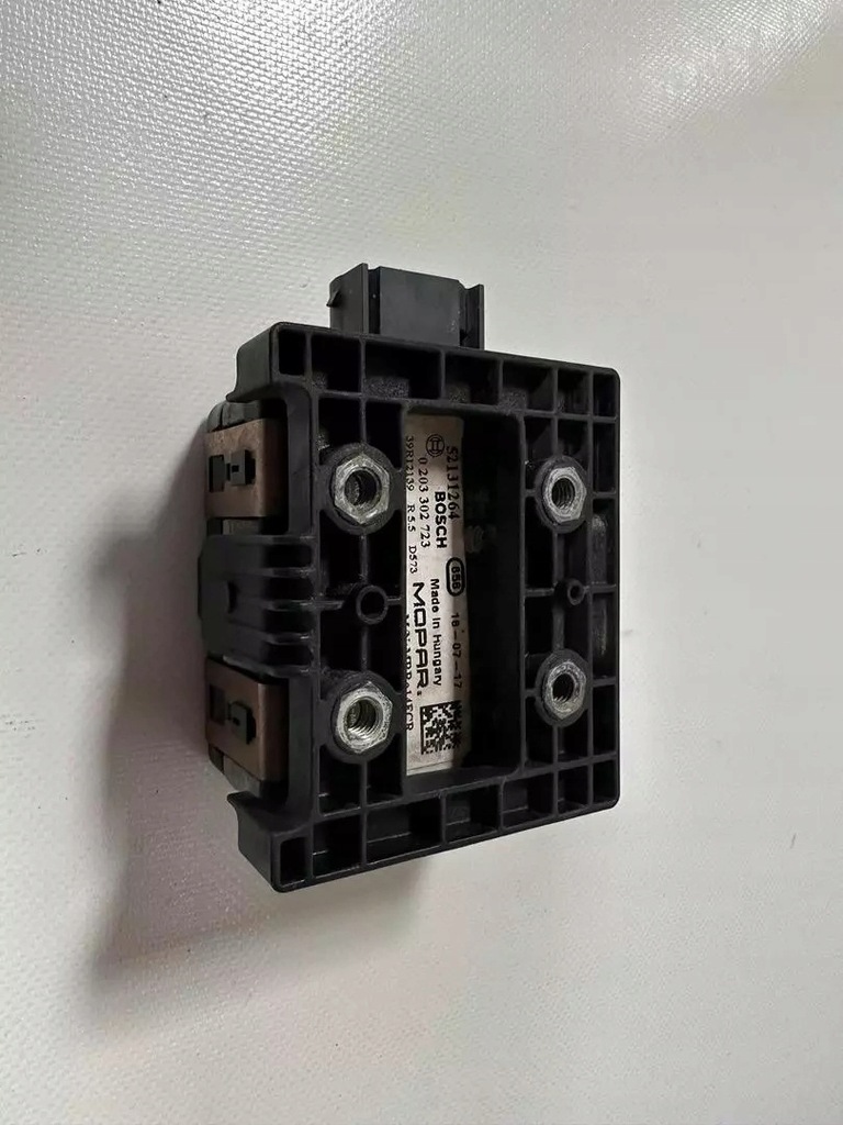 фото №2, Радар датчик jeep renegade 52131264 оригінал