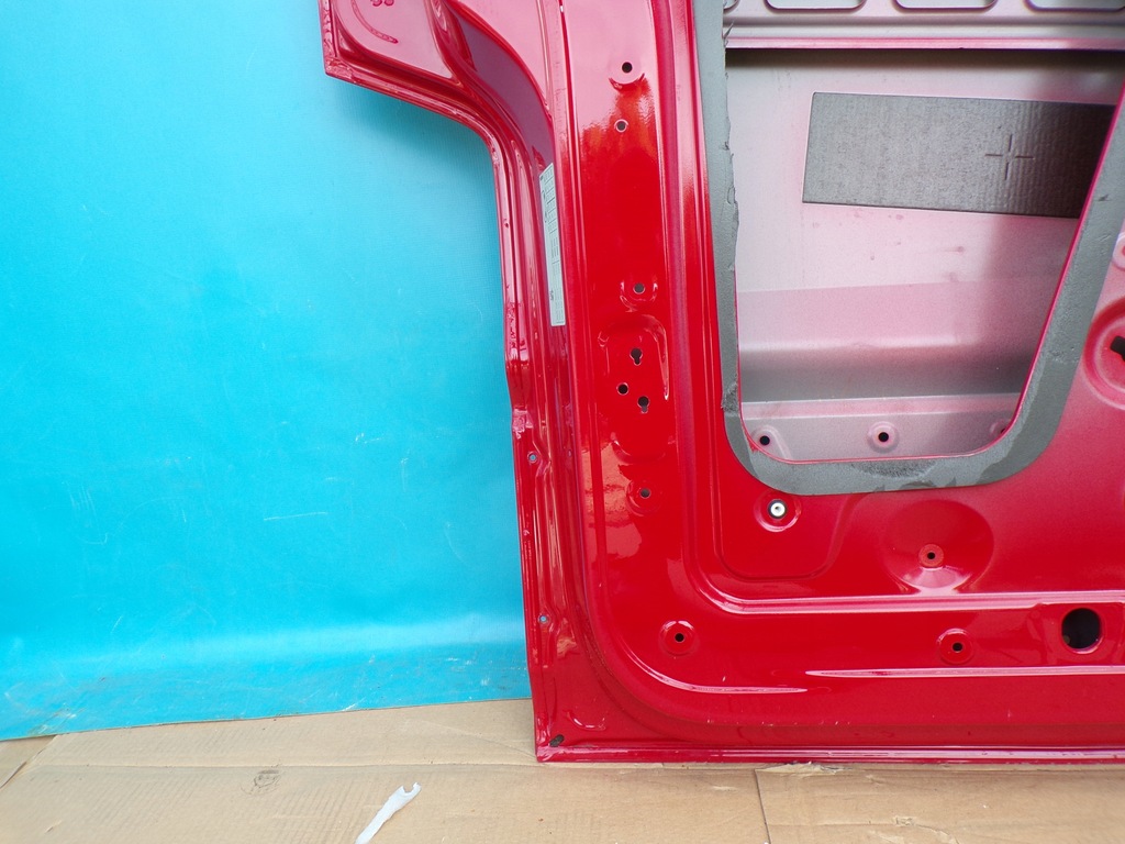 фото №14, Vw crafter 2017- дверь передние левая красные