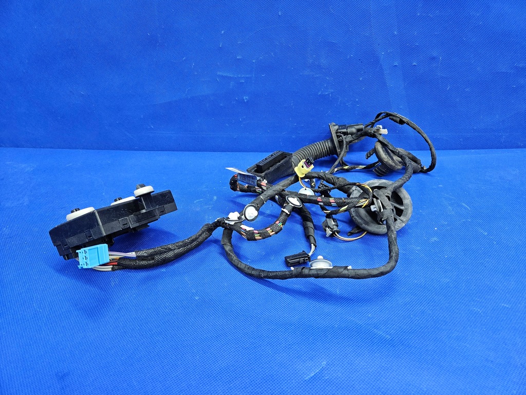 фото №7, A3 s3 8v sedan жгут дверь левый перед блок управления 8v4971029a