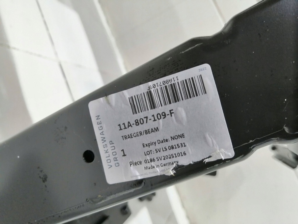 фото №6, Балка бампера передній перед vw id.4 11a nowa оригінал hal 9518