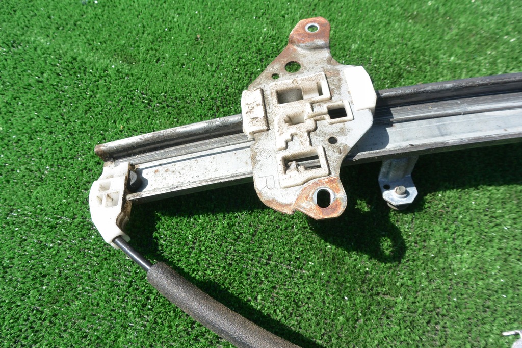 фото №8, Подъемник стекло правый перед nissan maxima a33 qx