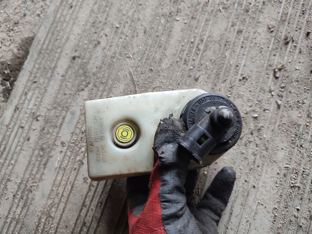 фото №1, Бак жидкость усилителя megane i 7700828034f