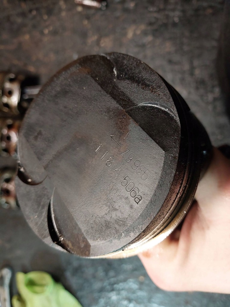 Поршень з шатун bmw 5 e39 520i m52b20tu 206s4 Доставка