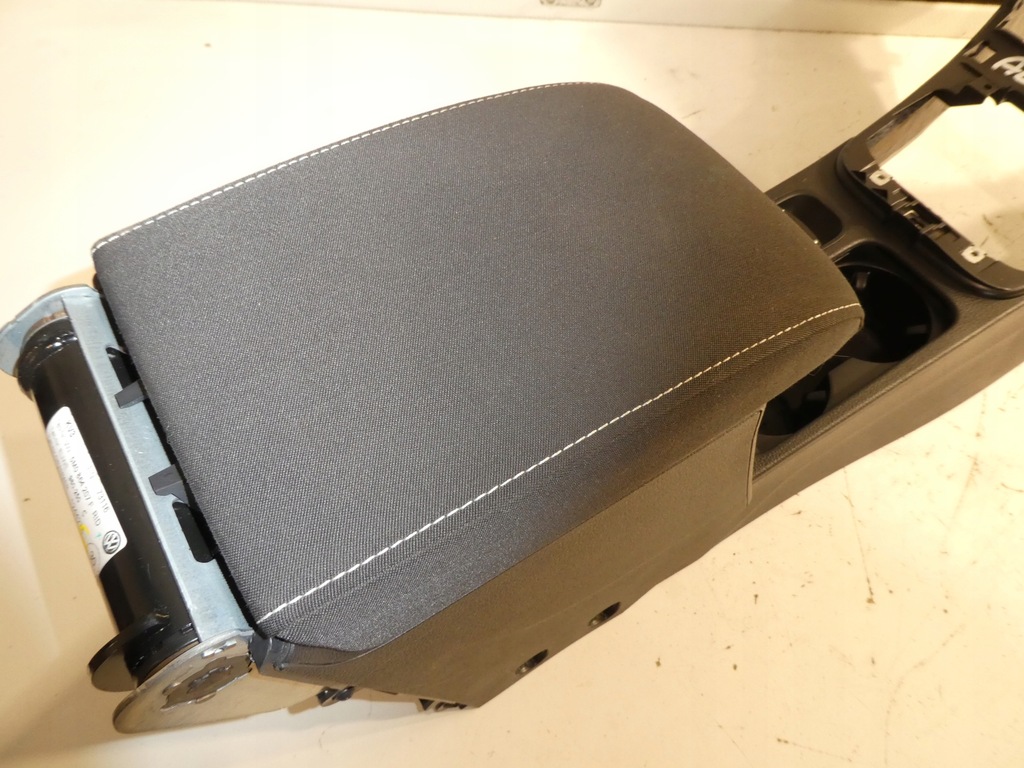 фото №7, Туннель подлокотник vw sharan alhambra 7n0864251