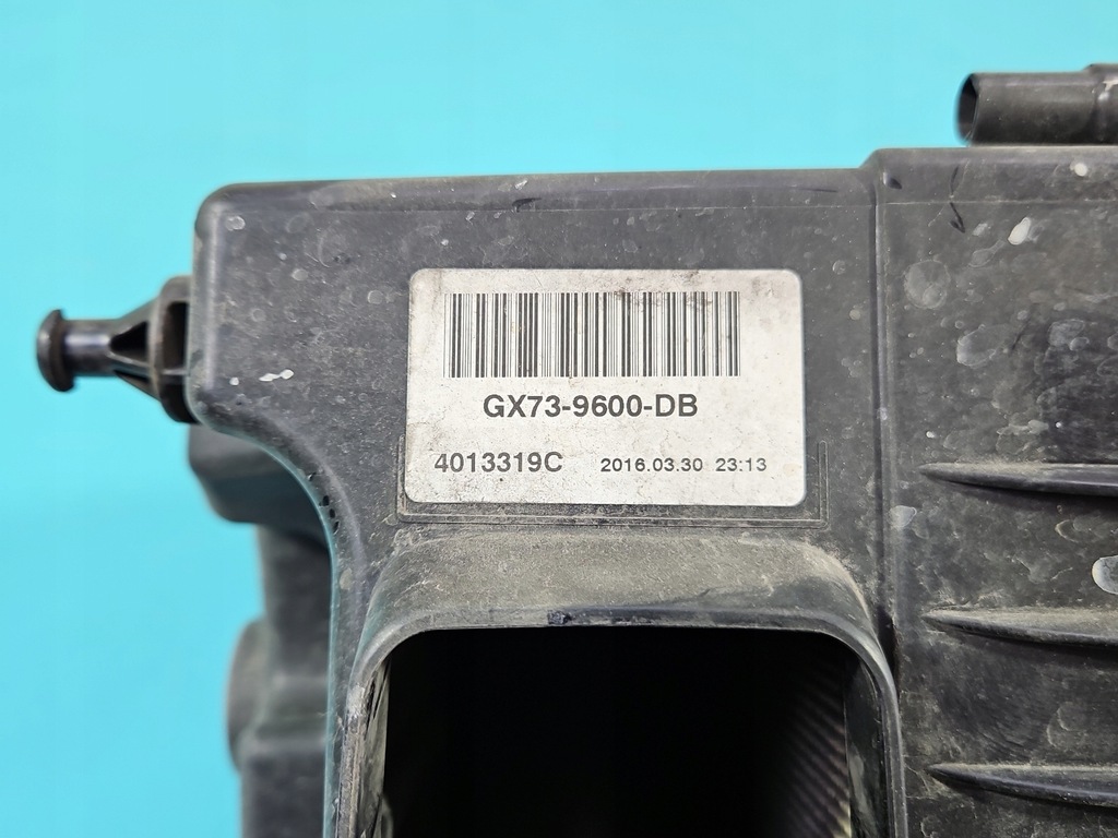 фото №9, Корпус фильтра воздуха jaguar xe gx73-9600-db 4013319c 2.0d