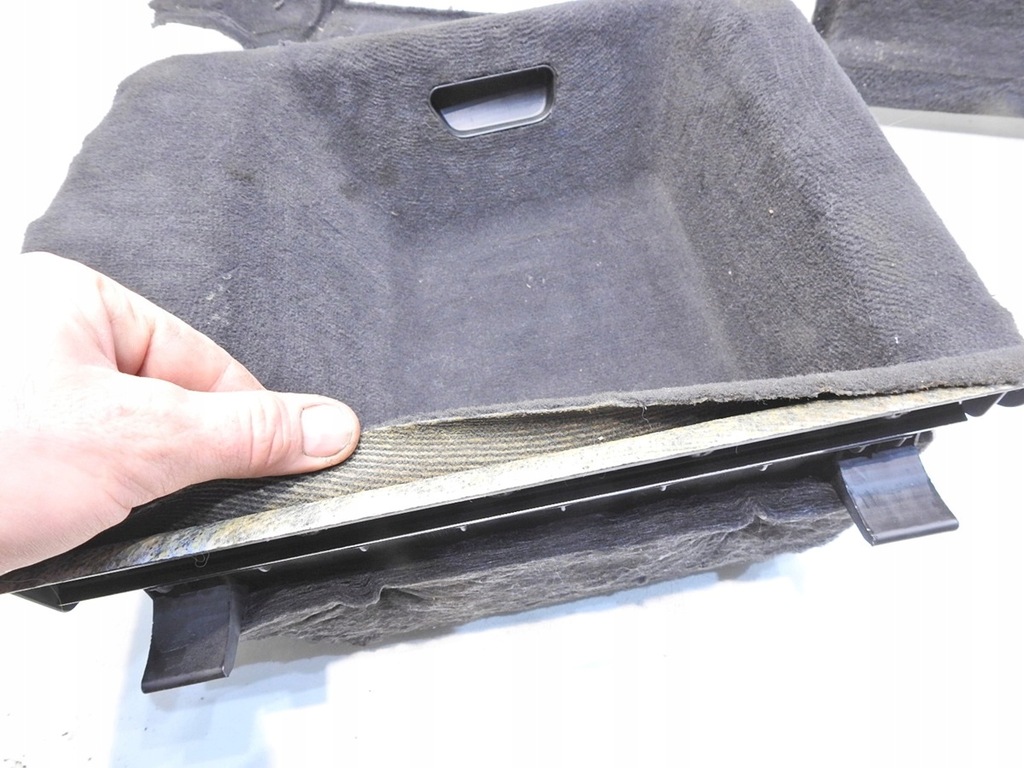 фото №9, Обивка багажника левый задняя audi a6 c6 avant