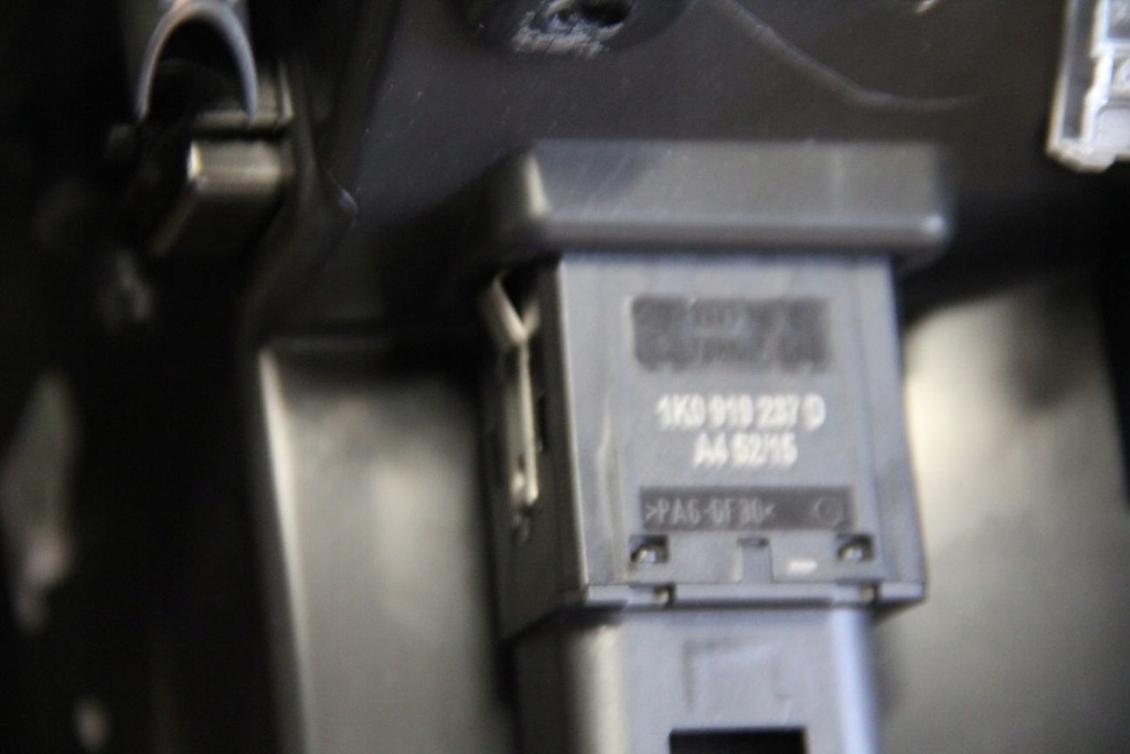 фото №9, Бардачок пасажира vw sharan ii 7n1857097 7n1857114