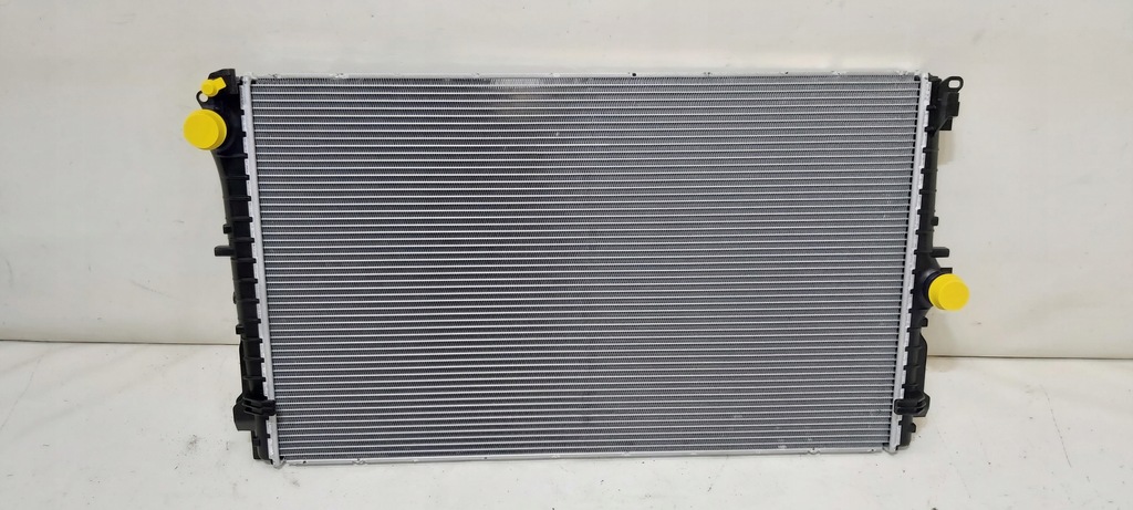 фото №1, Радиатор wody bmw 2 u06 9846872 оригинал