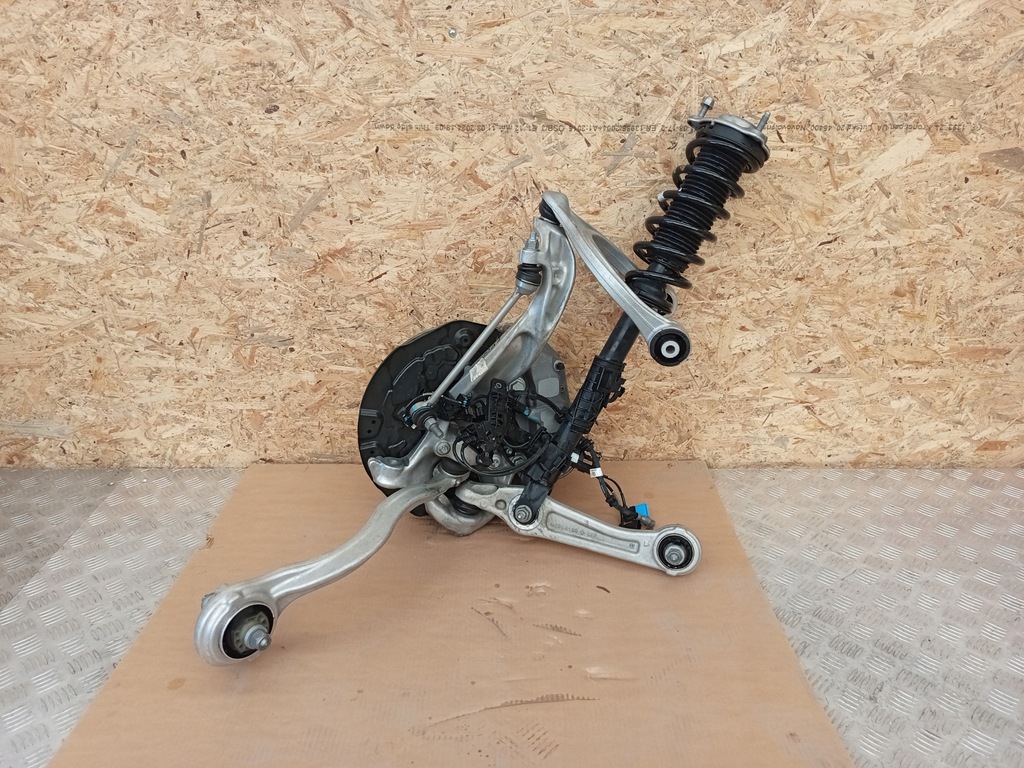 фото №9, Mercedes оригінальний номер a2063200800 w206 поворотний кулак амортизатор правий перед r2060200