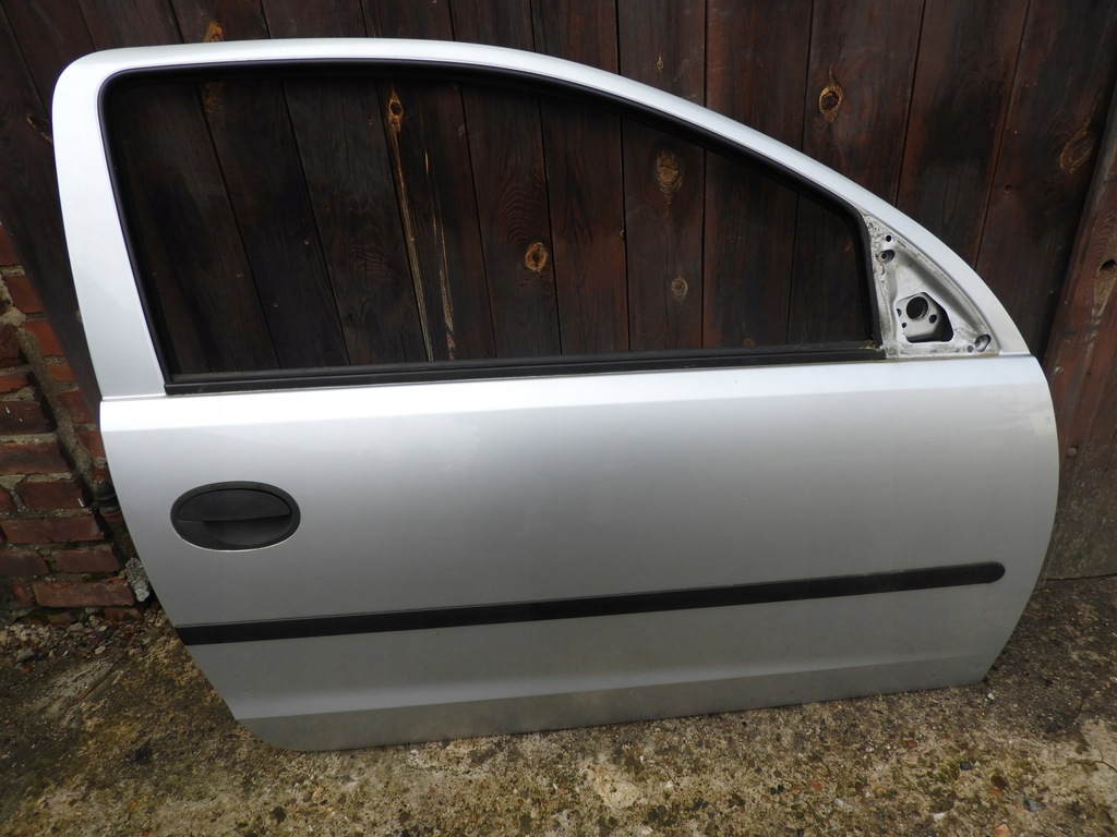 фото №1, Дверь правое opel corsa c z157 3d ładne =