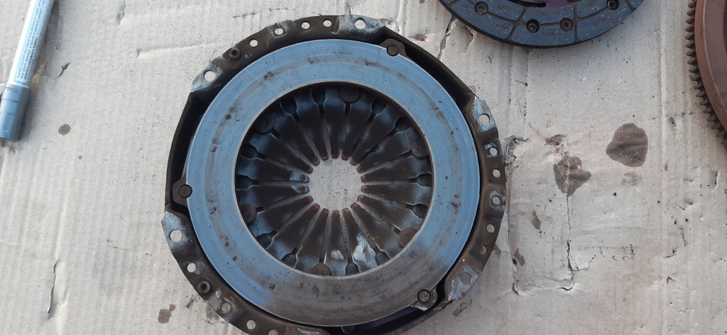 фото №5, Сцепление б/у 030105271d vw polo 6r 1,4benzyna