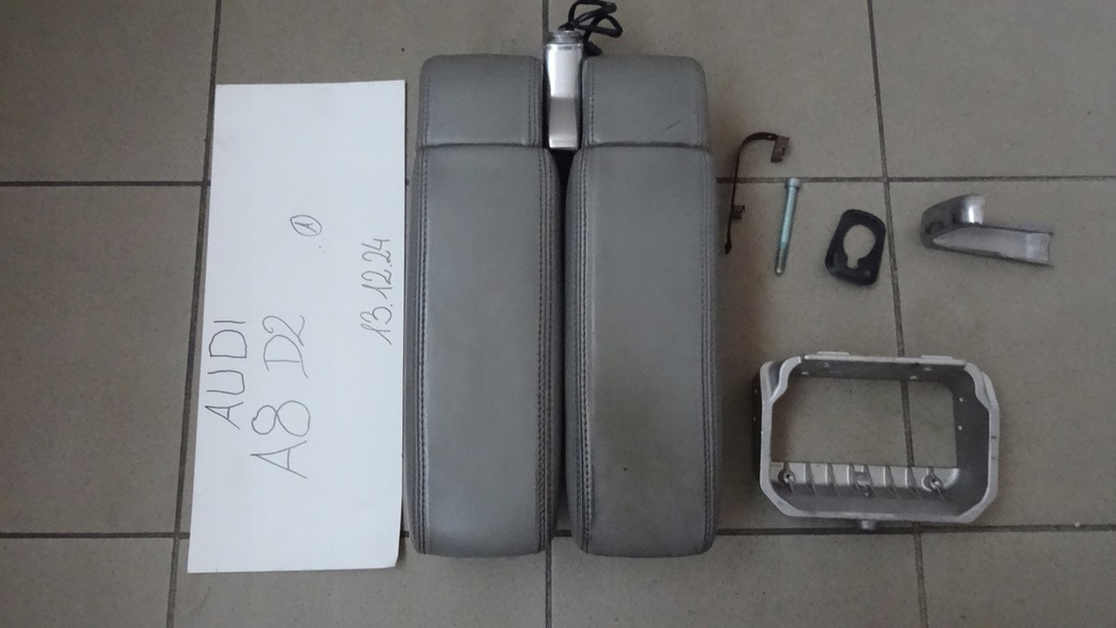 фото №15, Audi a8 d2 сиденье левый правый заднее сиденье обшивки туннель подлокотник sedan