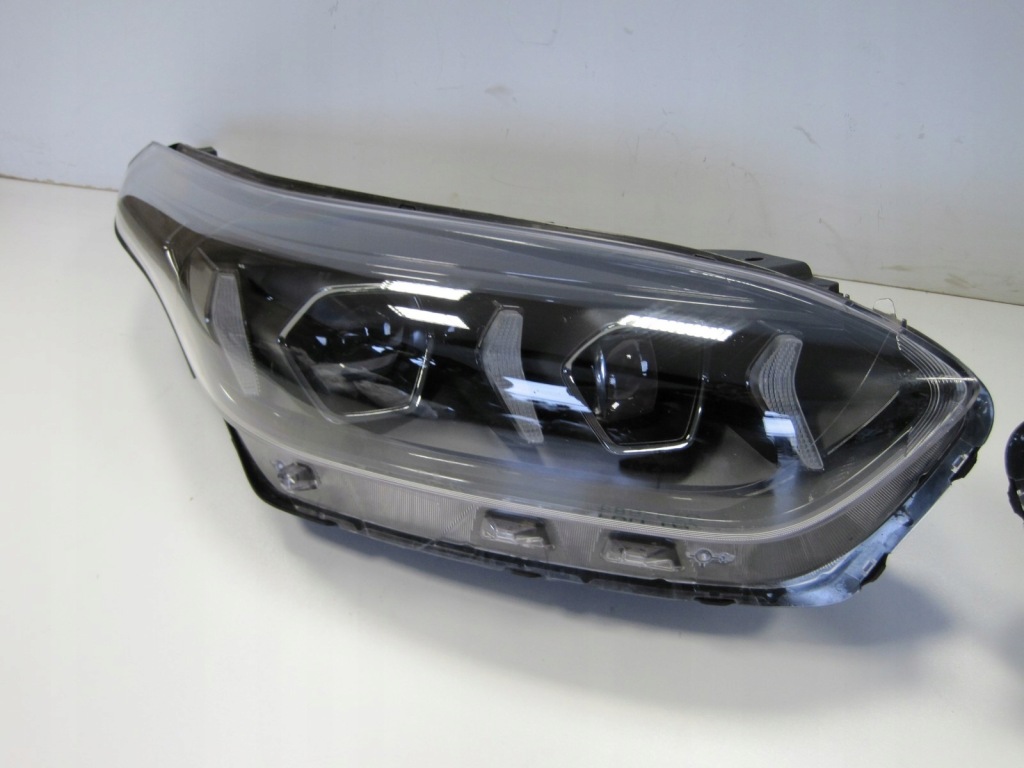 фото №6, Лампа передняя правая full led kia proceed iii 92102-j7500