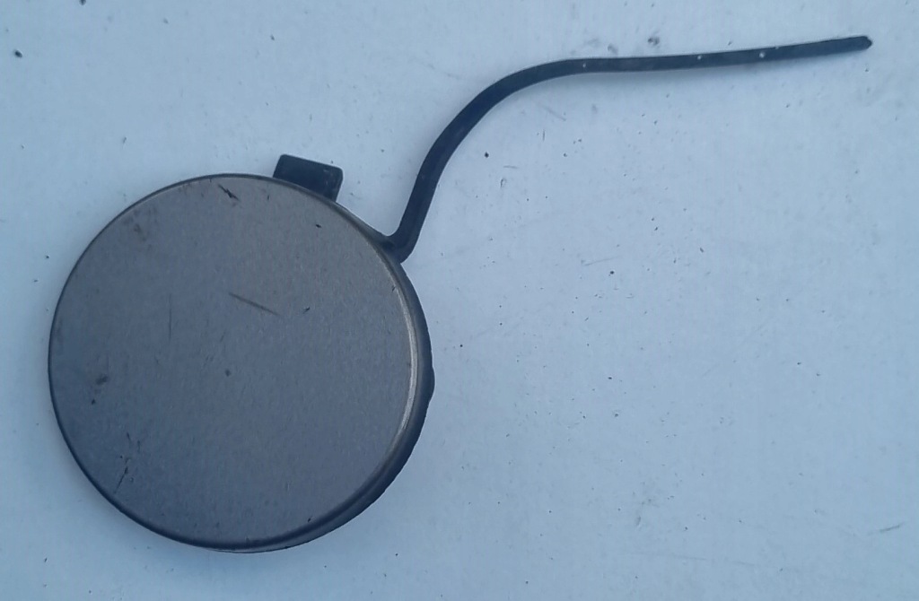 фото №1, Заглушка фаркоп бампера перед vw golf sportsvan 14-