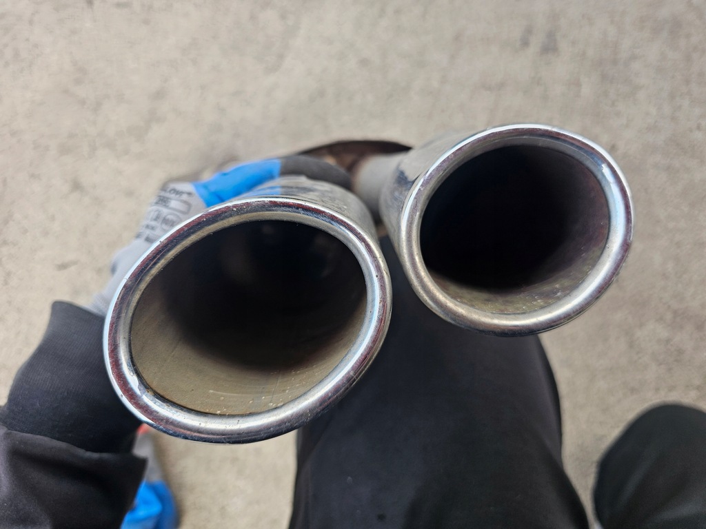 фото №10, Audi s4 b9 3.0 tfsi вихлоп гасник кінцевий лівий з кришка багажника 8w0253611b