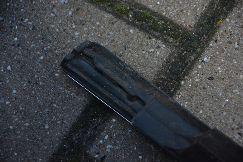 фото №8, Молдинг уплотнитель правый задняя grand cmax am51u25604