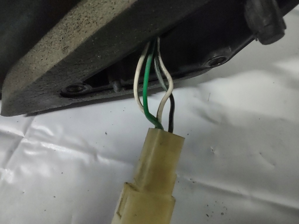 фото №7, Зеркало правое kia shuma 4 pin