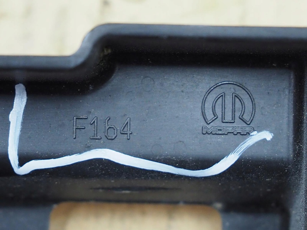 фото №14, Напрямна кронштейн підсилювач jeep 2022 53485965