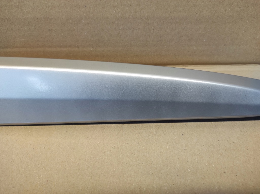 Заглушка накладка рейлінг задні ліве renault clio 3 універсал 8200718705 Доставка