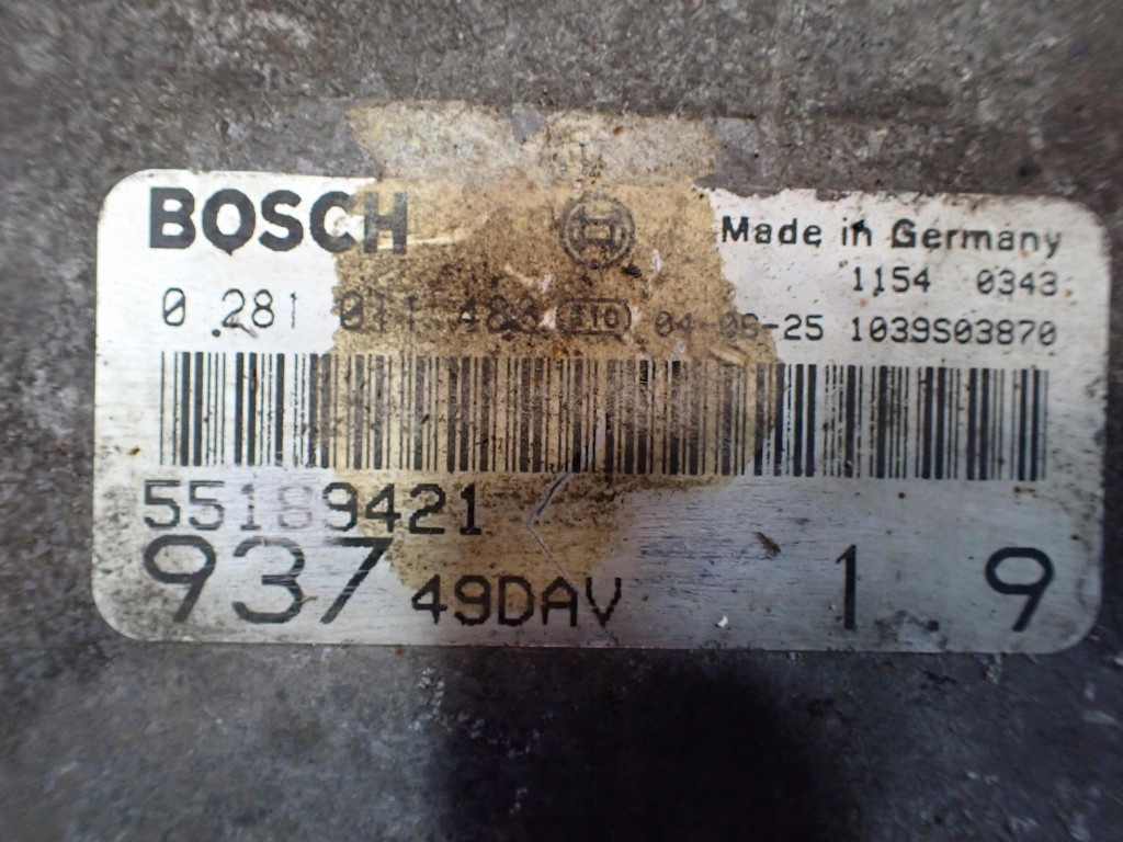 Alfa romeo 147 00-04 1.9 d 115km бортовий комп'ютер двигуна 55189421 0281011488 в Україні