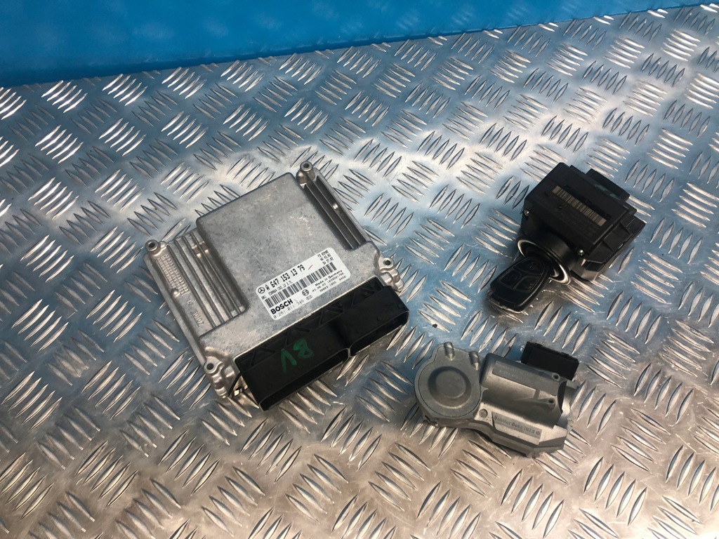 фото №1, Mercedes w211 2,7 cdi набор стартовый бортовой компьютер