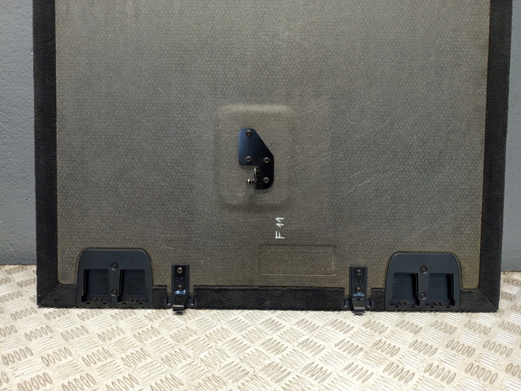 Bmw оригинальный номер 9168501 5' f11 пол обшивка багажника Доставка