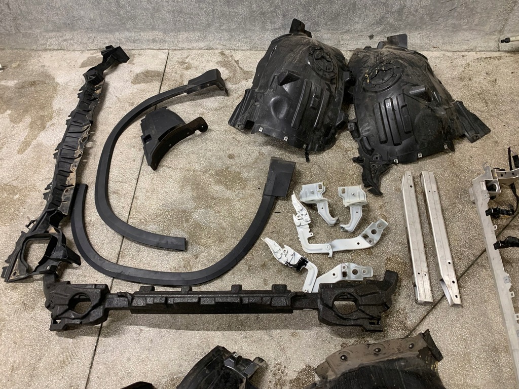 фото №12, Mercedes gla h247 lift kompletny перед радиатор бампер капот multibeam