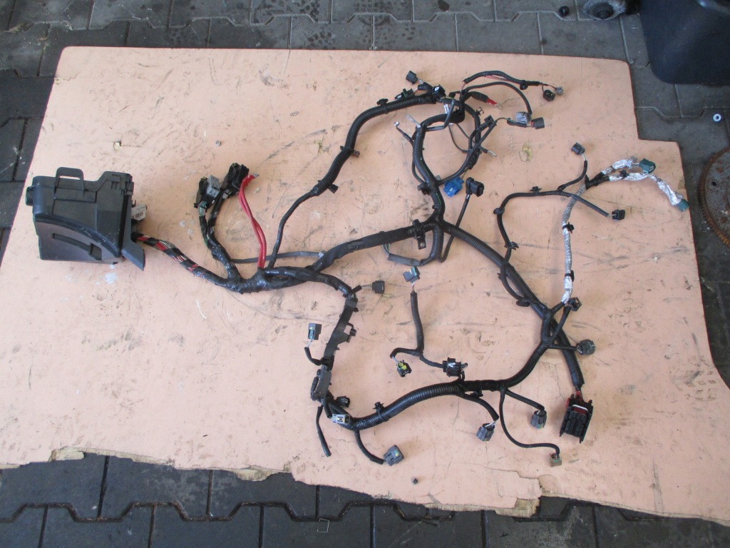 Купить Renault clio iv rs 1.6 tce электропроводка двигателя