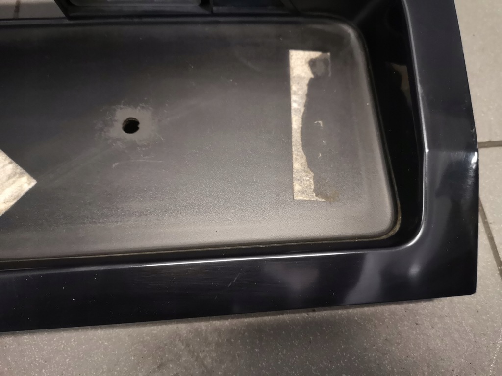 фото №8, Накладка подсветка номерного знака czarna uk audi a6 c5 allroad 4b9945695n