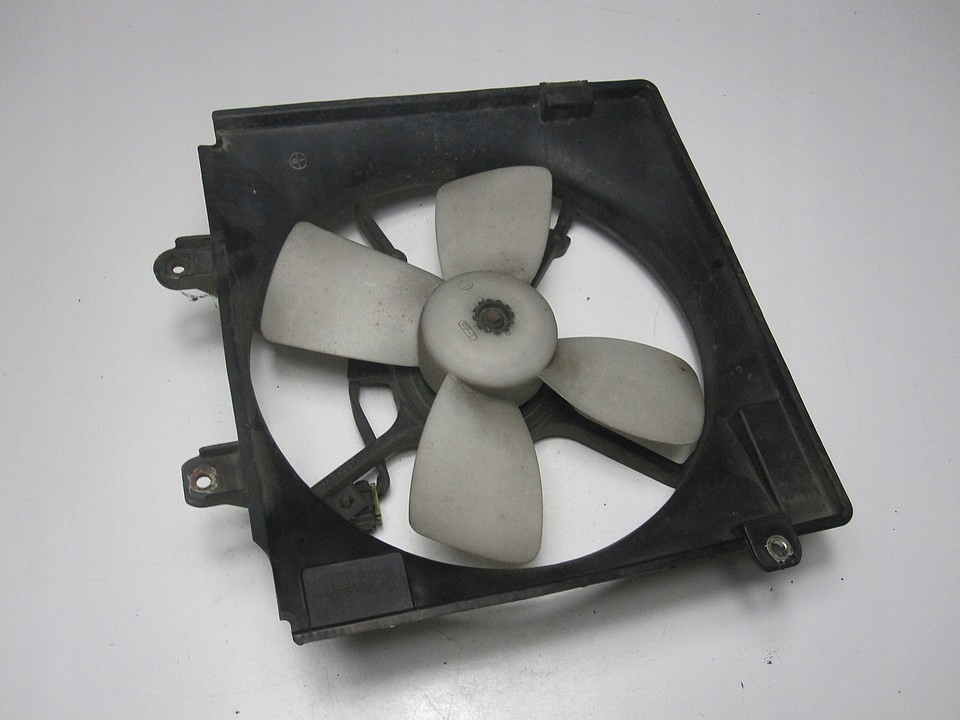 фото №7, Вентилятор радіатора mazda 323f 1.8 16v 95r