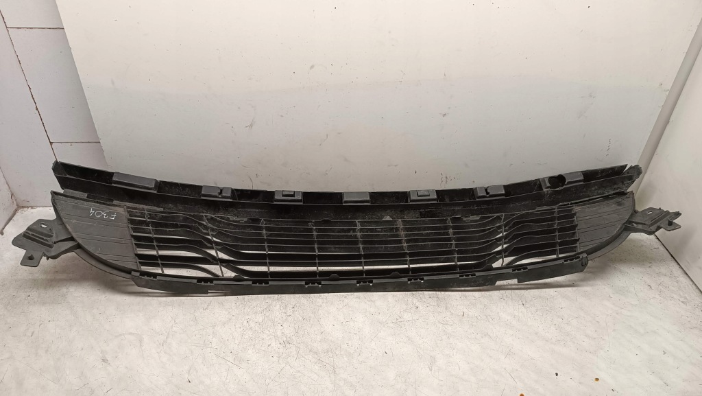 Решётка бампера средняя перед renault megane iii 622540001r Доставка