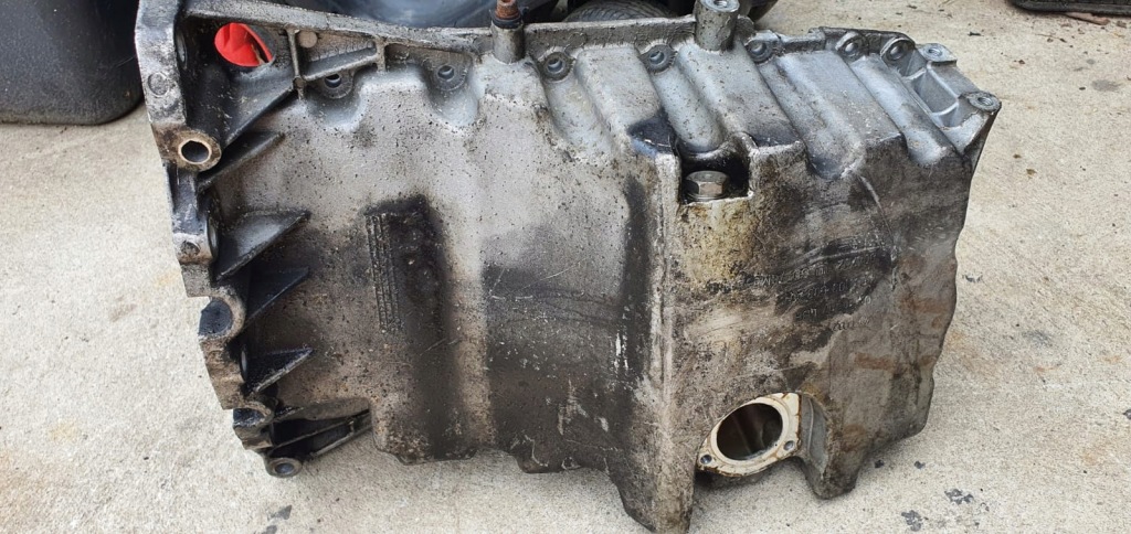 Audi a4 b6 b7 a6 двигатель 2,0 b alt поддон масляная оригинал!!! 9-1 в Украине