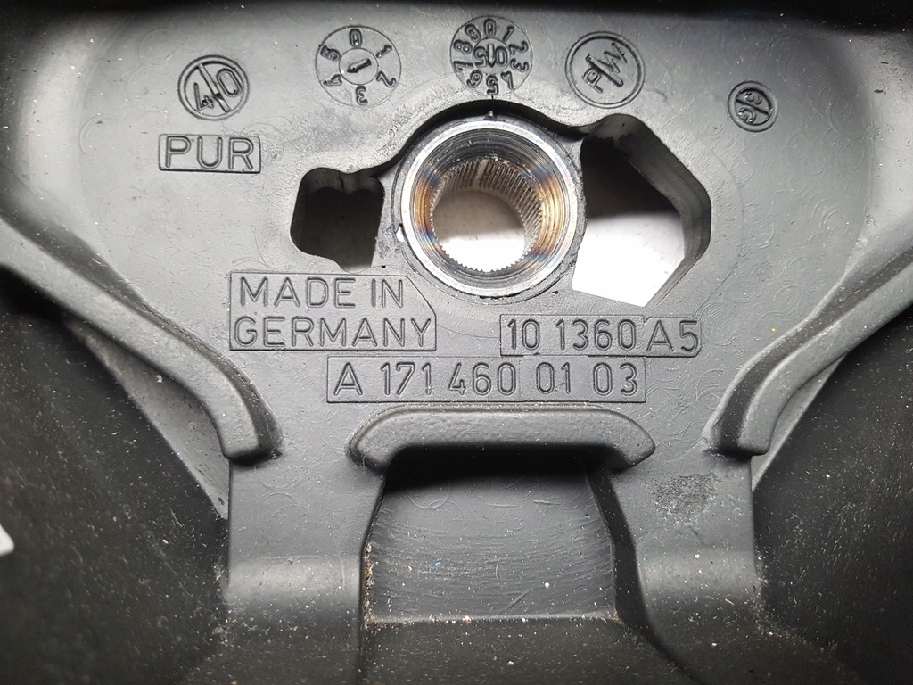 фото №7, Mercedes slk r171 171 воздуховод кожаный