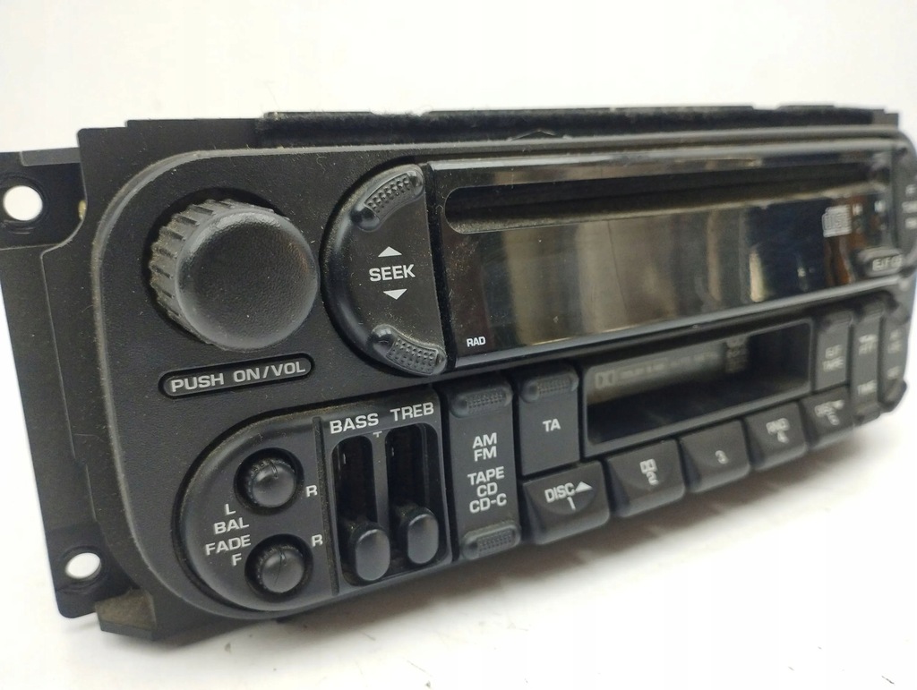 фото №7, Chrysler pt cruiser 2002 панель / радиопроигрыватель cd/dvd/gps