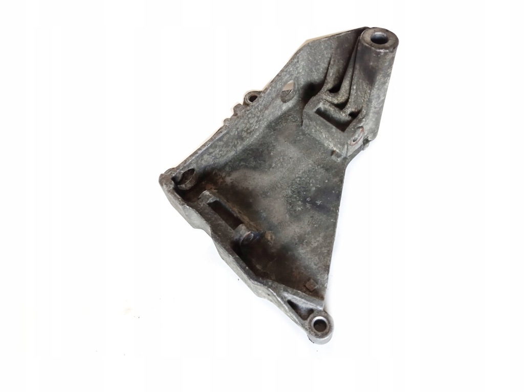 Купить Кронштейн основание генератора vw t5 2.5 tdi 070903143c