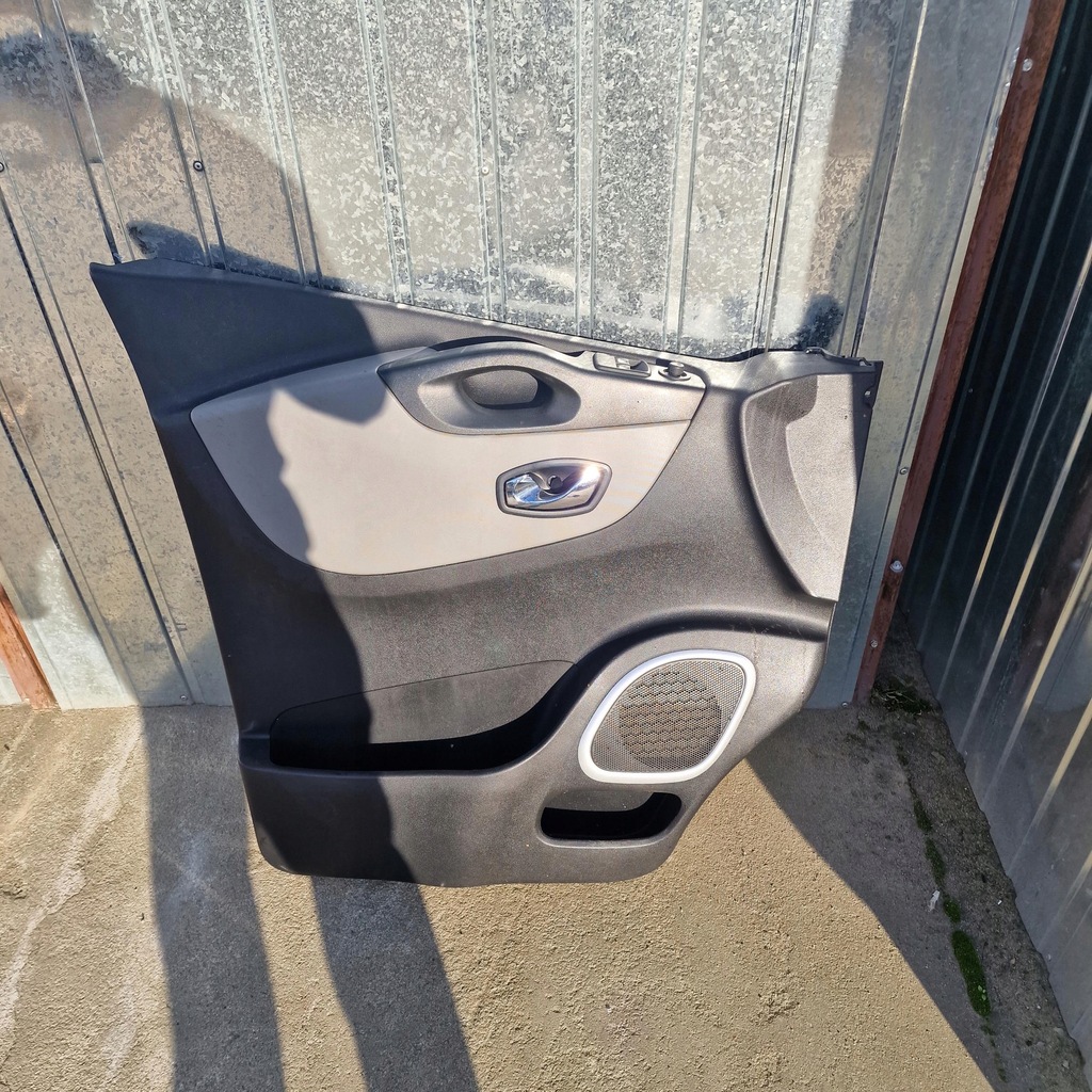 фото №1, Обивка обшивка дверь левых trafic iii