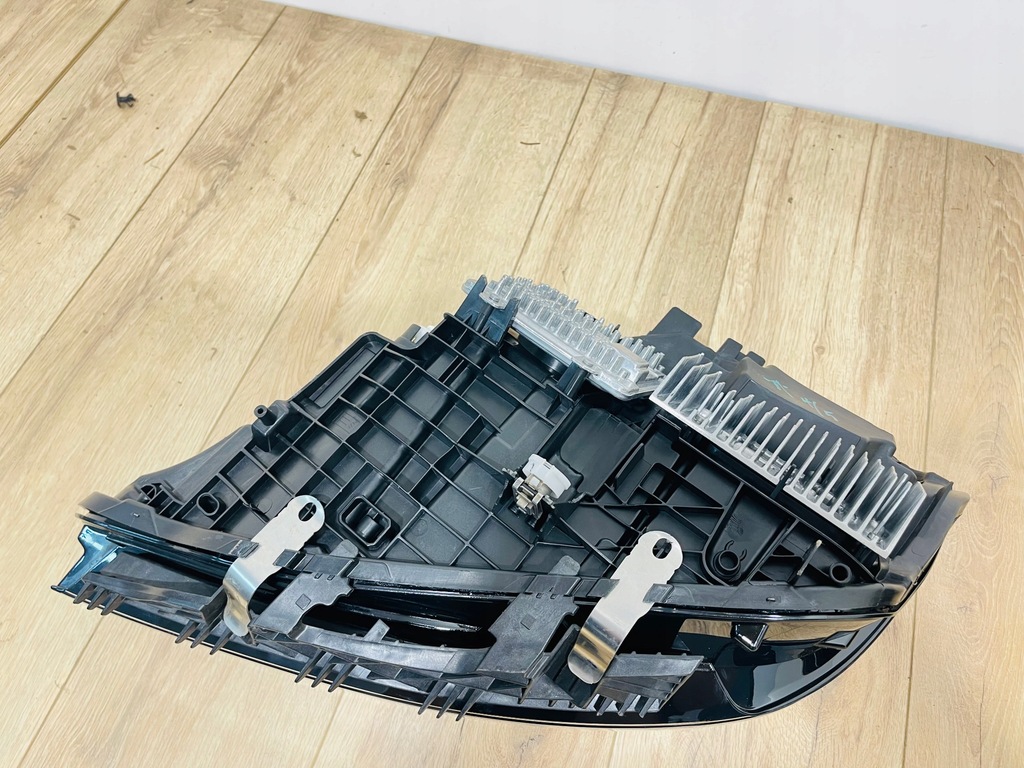 фото №15, Левая правая лампа перед передняя full led bmw g20 lift lci полный модули