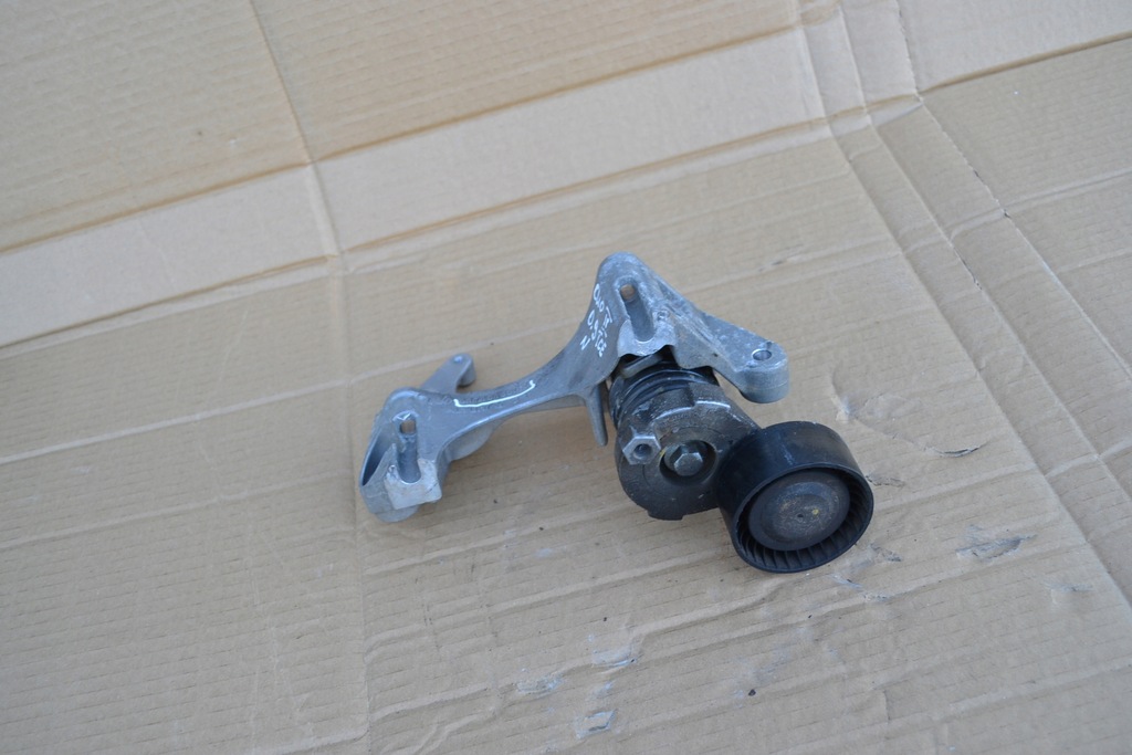 фото №3, Кронштейн генератора renault clio iv 0.9 tce h4bb410 117101869r