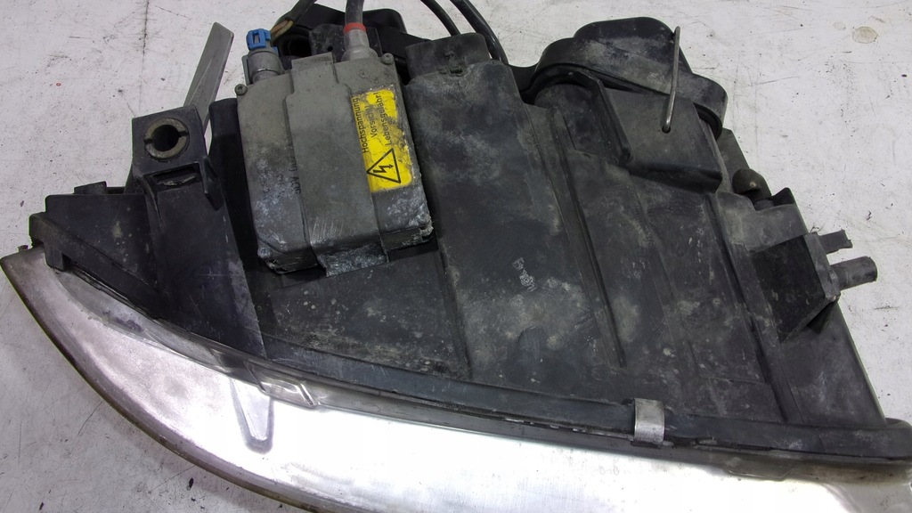 фото №8, Лампа левая передняя перед ксенон audi a6 c5