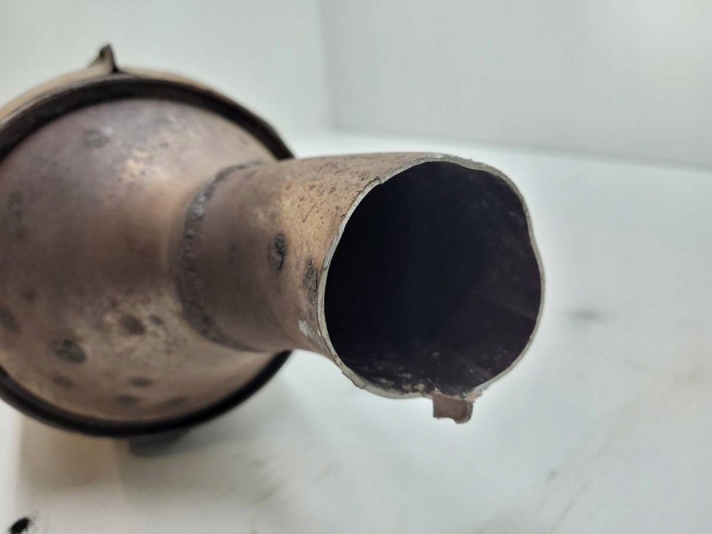 Каталізатор kat фільтр dpf renault h208028806r оригінал Оригінал