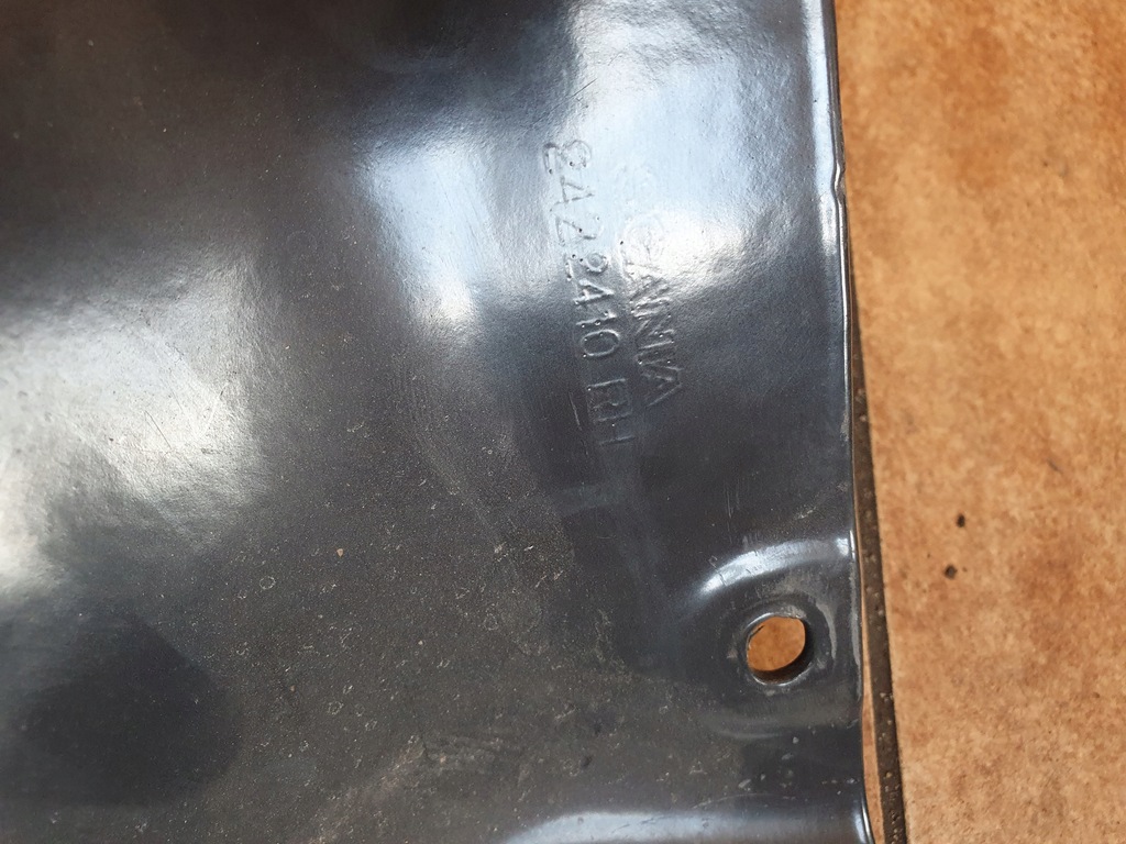 фото №2, Кронштейн кронштейн порог scania r s 2422410 rh