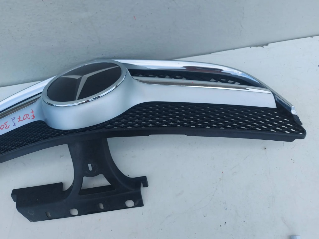 Купити Mercedes-benz e klasa купе рестайлінг  c207 w207 решітка радіатора решітка радіатора distronic