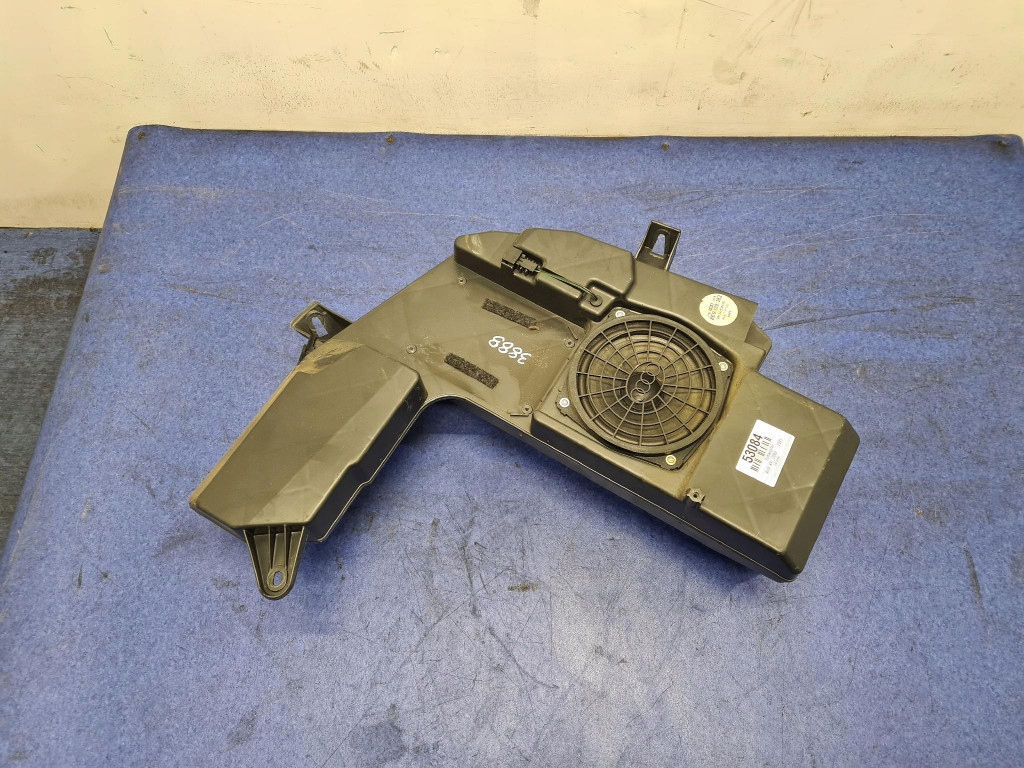 фото №1, Audi a4 сабвуфер 8e9035382