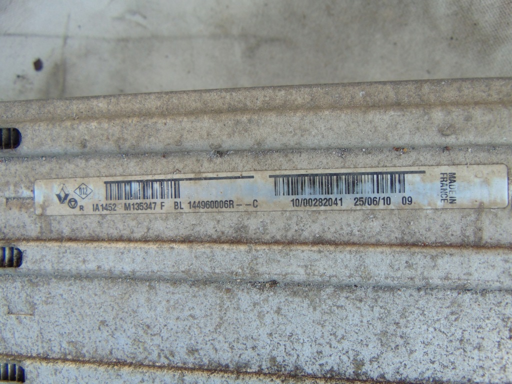 Радиатор интеркулер renault megane 3 3 1.4tce с Разборки