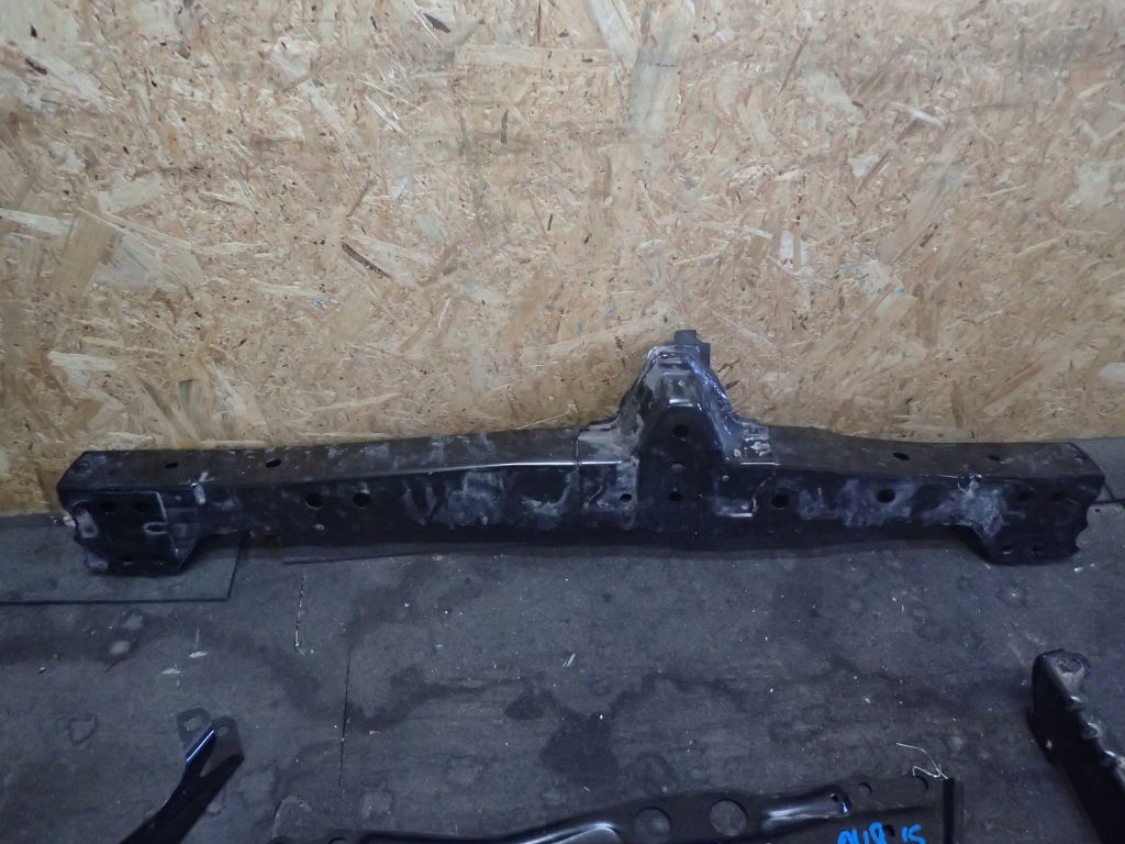 Низ  поперечина підрамник балка auris corolla rav 4 lexus Київ