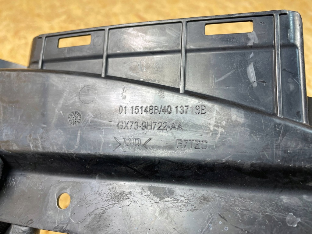 фото №10, Впуск воздуховод воздуха jaguar xf x260 xe x760 f-pace x761 gx73-9h724-aa