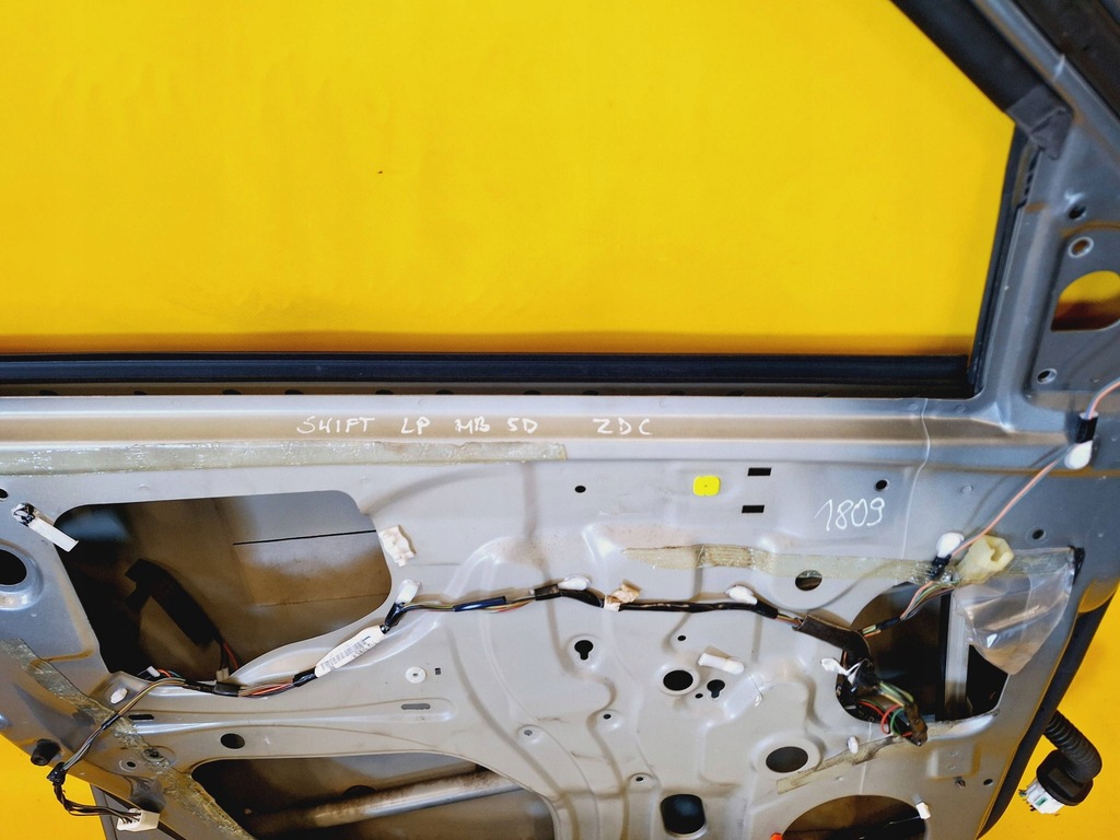 фото №9, Дверь левый перед левая передние suzuki swift mk6 iv hb 5d lak: zdc nr1800